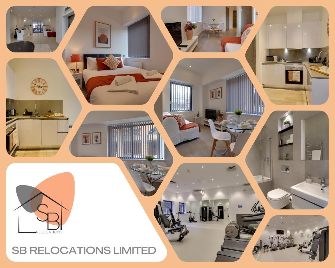 La Casa Suites Slough Buitenkant foto